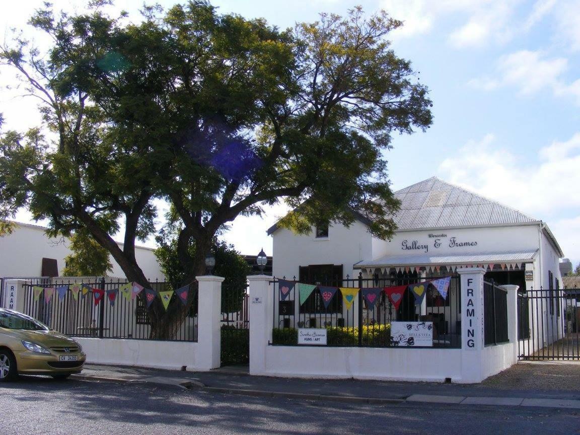Worcester Gallery Cottage Exterior foto